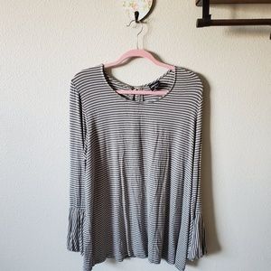 Bell sleeve top olive green and white